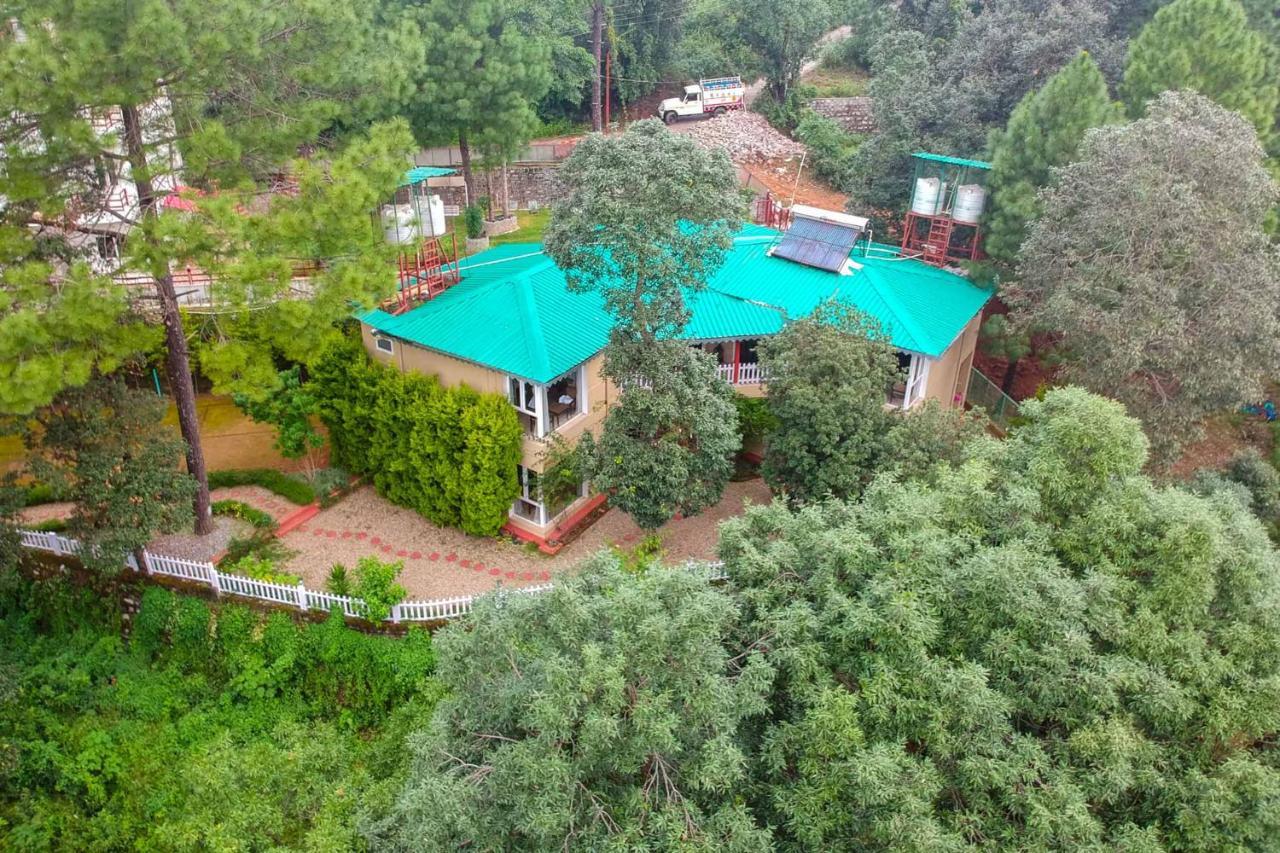 Mistletoe House By Veo - Part Of Stayvista Bhimtal Exterior photo